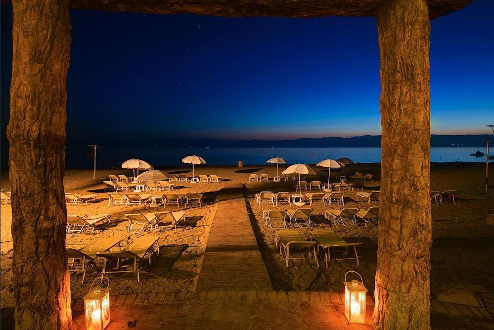 Island Breeze (adults Only) 2*
